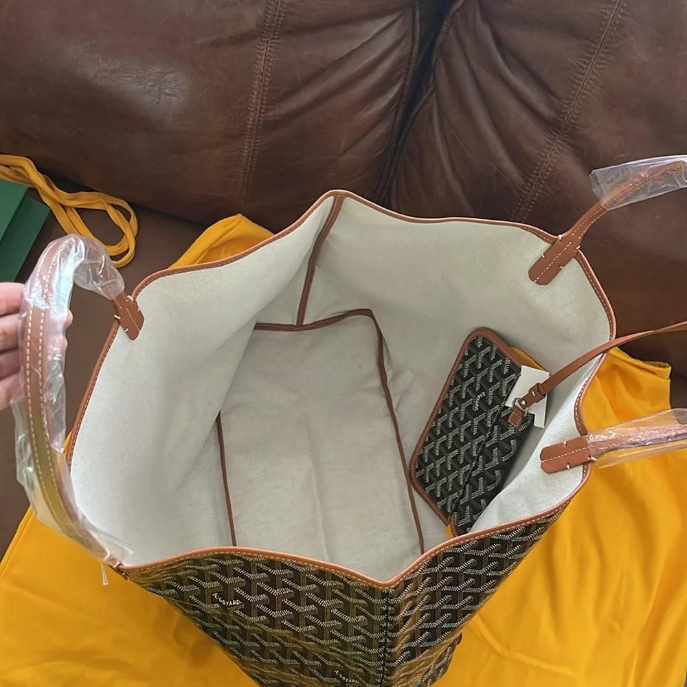 Authentic Goyard st Louis in Gm size - Picture 4 of 12